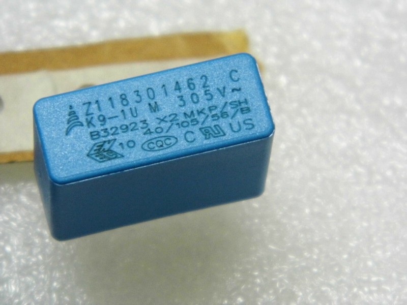 Lot X2 : Condensateur 1ÂµF 1uf 1mf 300v 305v X2 Mkp Sh 26x11x21mm Entraxe 22.86mm