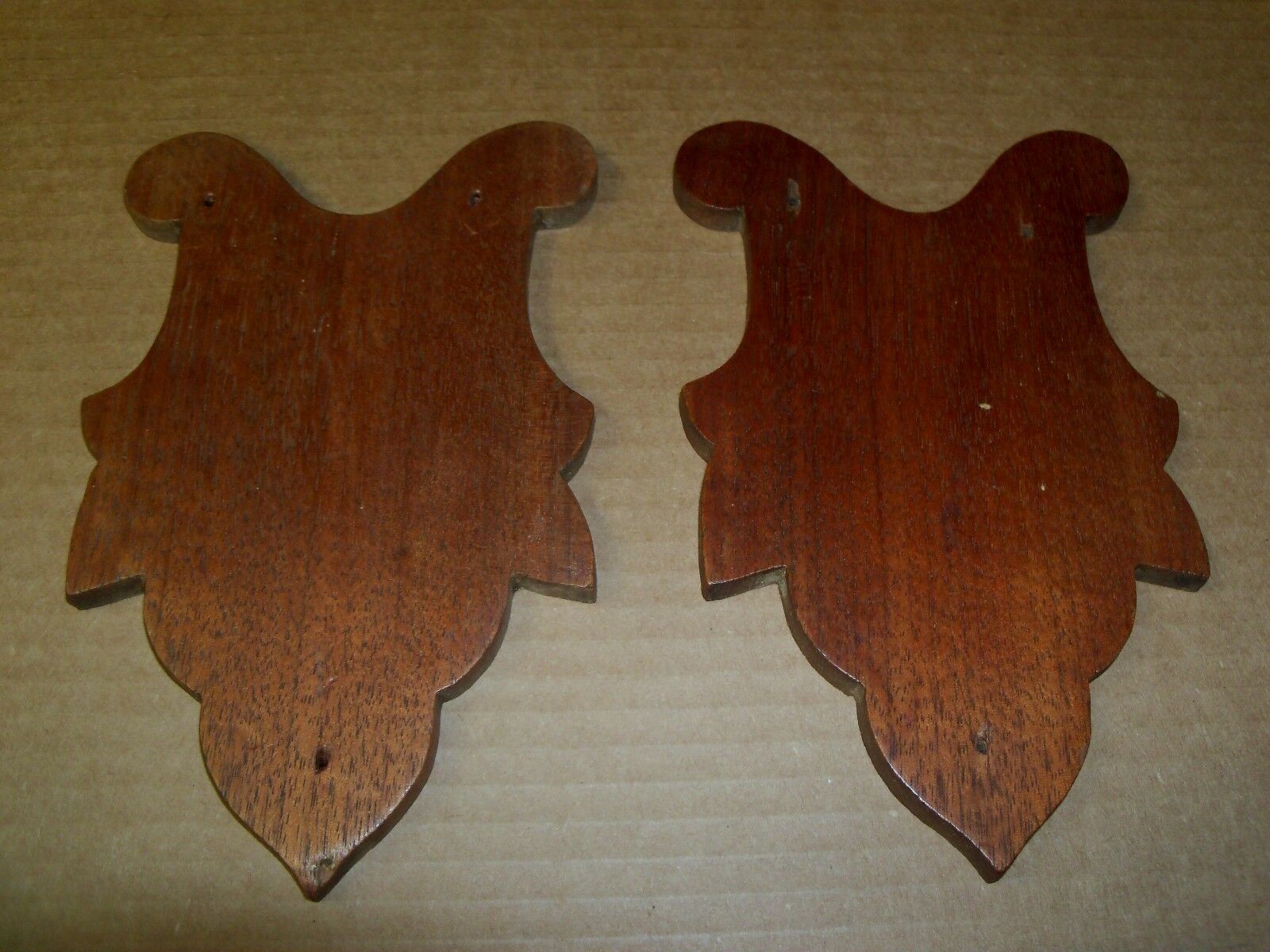 ANTIQUE VICTORIAN CARVED WOOD OAK APPLIQUE FURNITURE PEDIMENT DRESSER SALVAGE