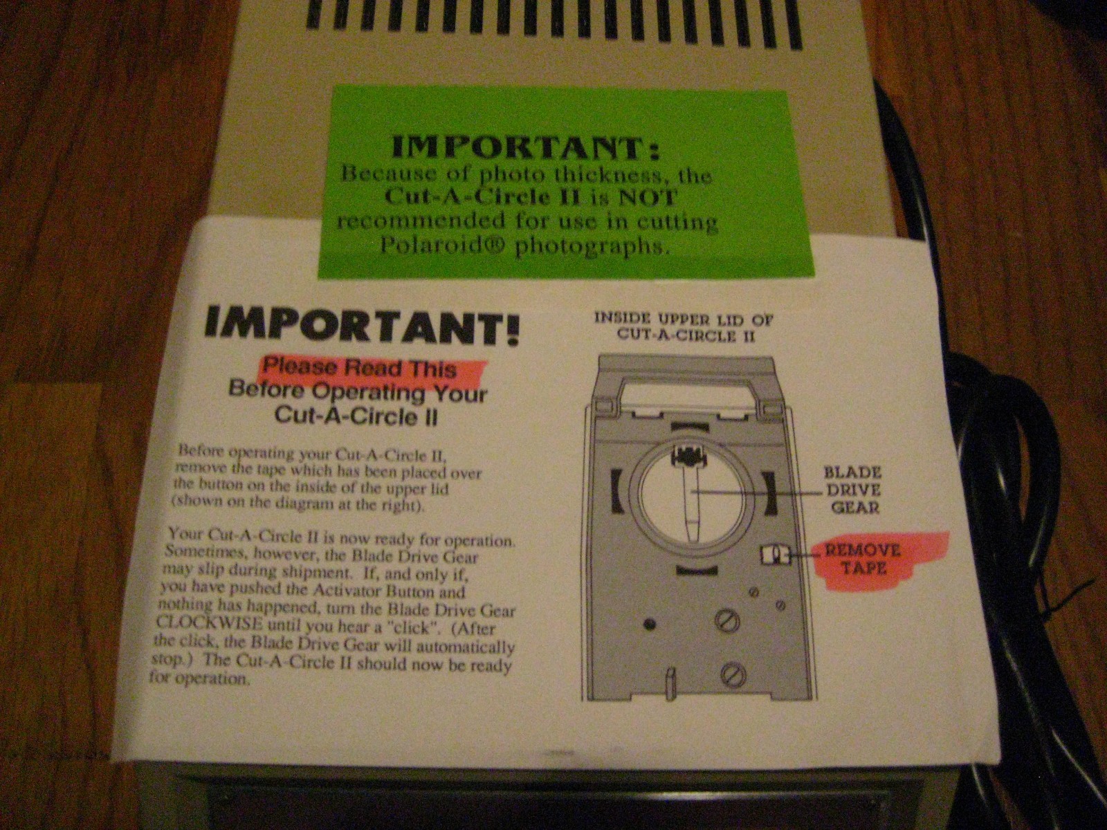 CUT-A-CIRCLE II MODEL 2800 ELECTRONIC CIRCLE CUTTER. BRAND NEW W/INSTRUCTIONS!!