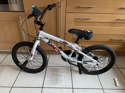 apollo force bike 18 inch