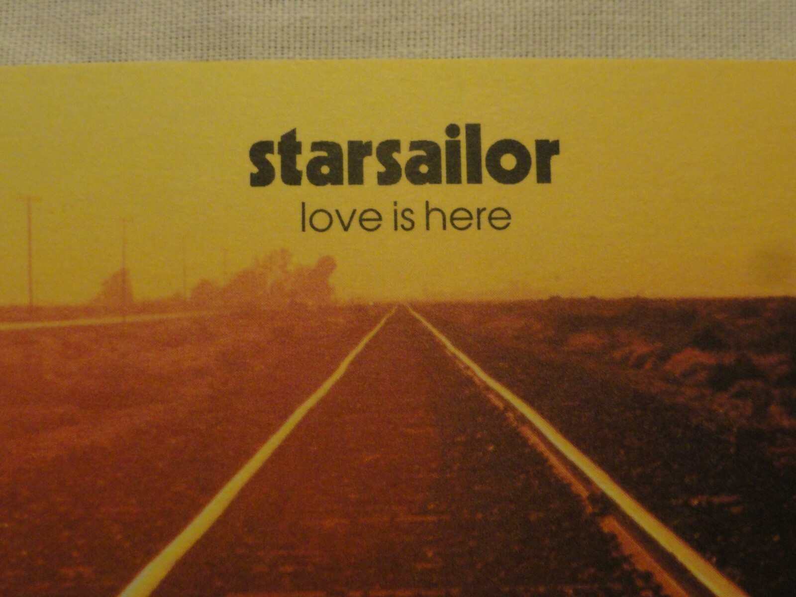 starsailor / love is here レコード Amazon.com: Love Is Here: CDs & Vinyl