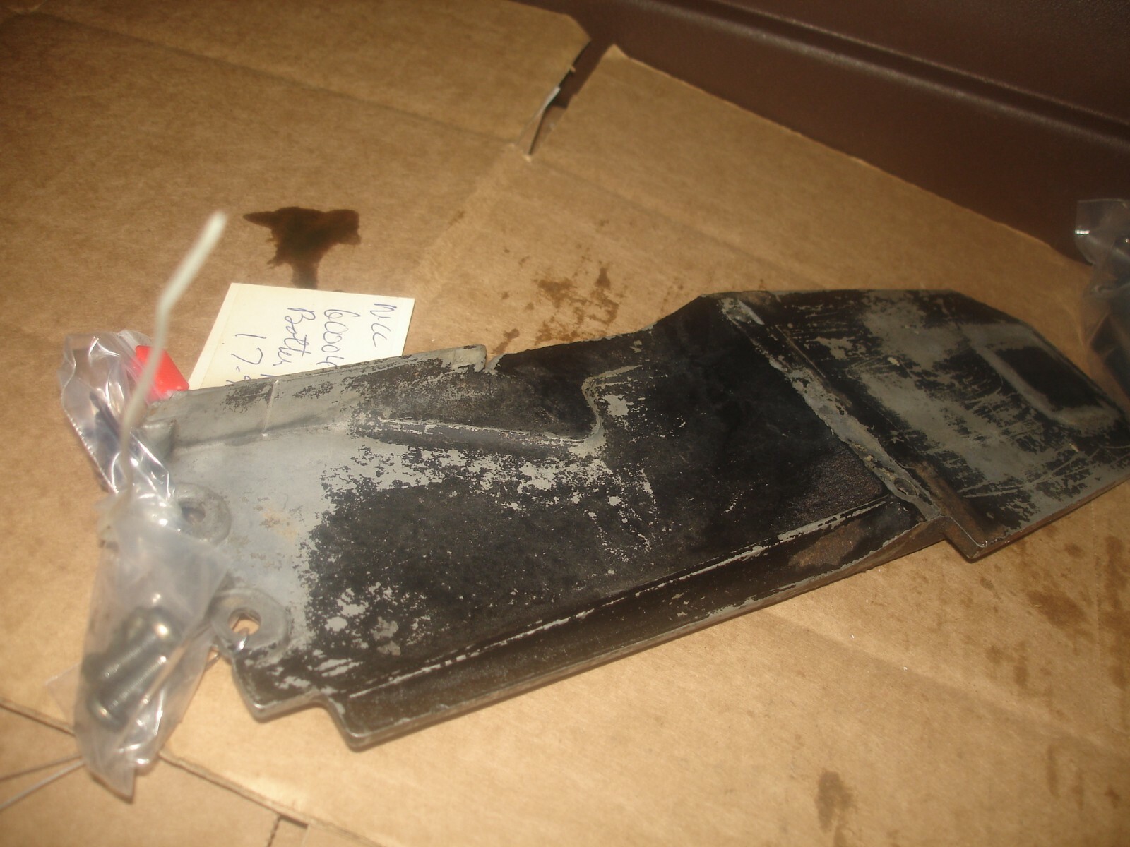 McCulloch 610 pro mac bottom plate used oem chainsaw part