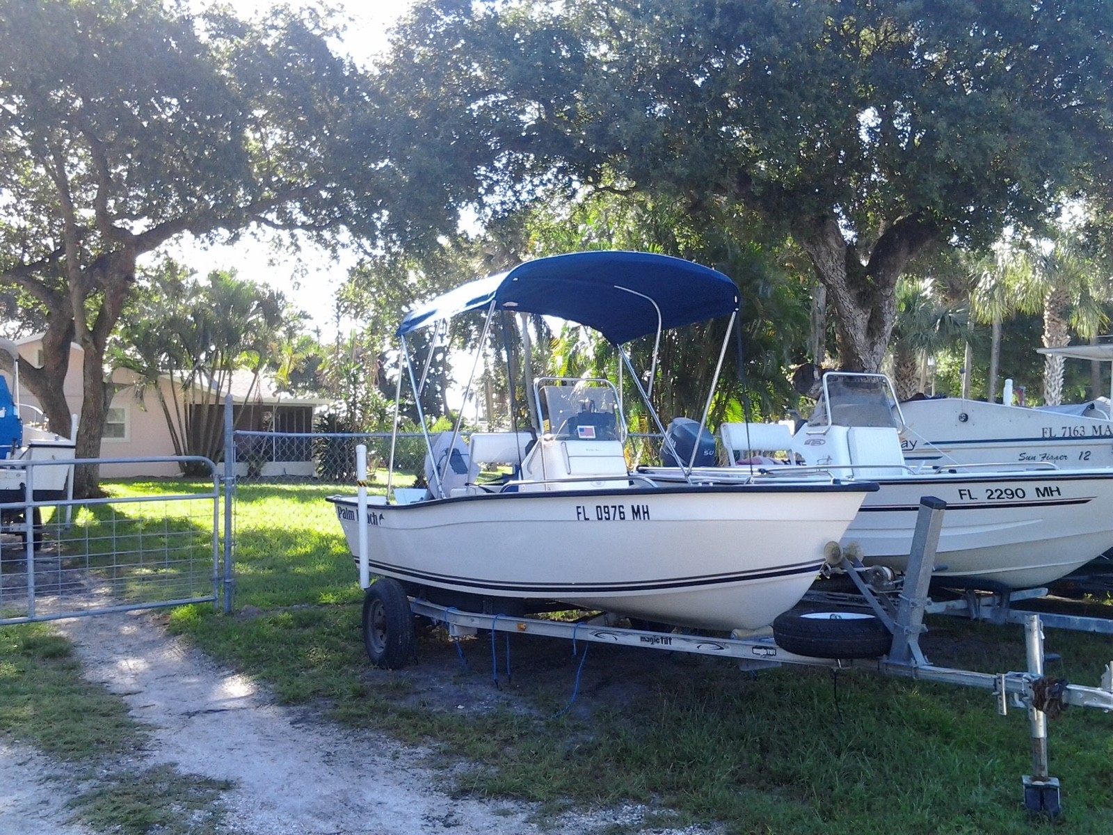 2003 PALM BEACH 161 Whitecap Center Console