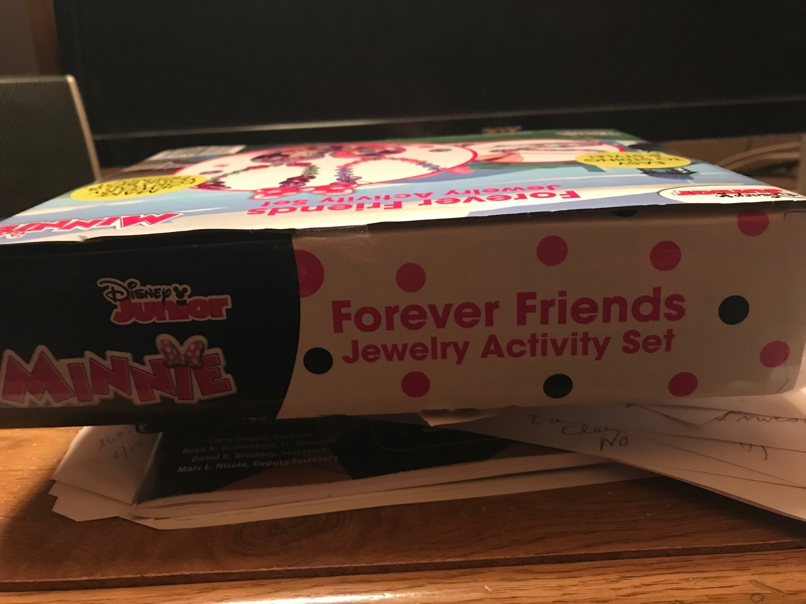DISNEY MINNIE MOUSE FOREVER FRIENDS JEWELRY ACTIVITY SET FOR CHILDREN 3+