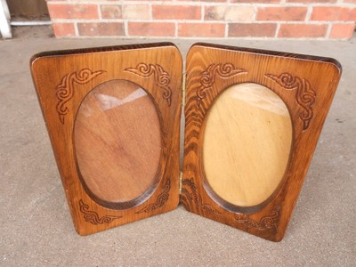 Wooden Double PICTURE FRAME Primitive Style 4