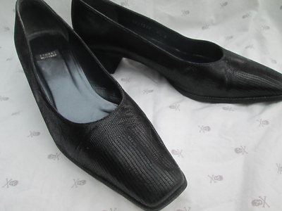 Stuart Weitzman black lizard leather block heel pumps 9.5 B