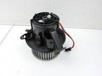 Mercedes E250 W212 13-16 Gebläsemotor Lüftermotor Heizungsgebläse Mercedes E250 W212 13-16 17.09.2013 A2128200708... Vorschau 4