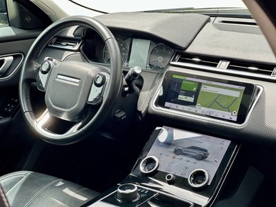 image 3 of interior