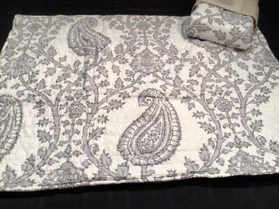 VILLA LUGANO 2 PC Set Pillow Shams SAMAIRA White Grey Paisley