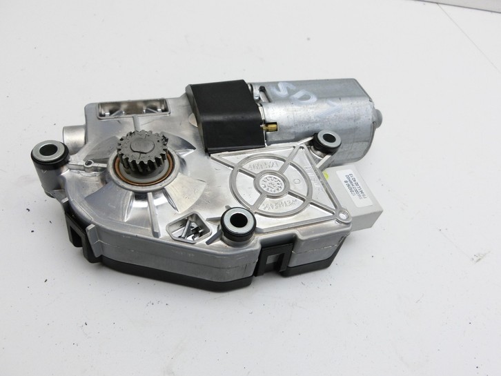 VW Golf 7 VII 5G 12-17 Schiebedachmotor VW Golf 7 VII 5G 12-17 22.11.2013 8V3959591A 8V3959591 1731905F 1717823B... Vorschau 2