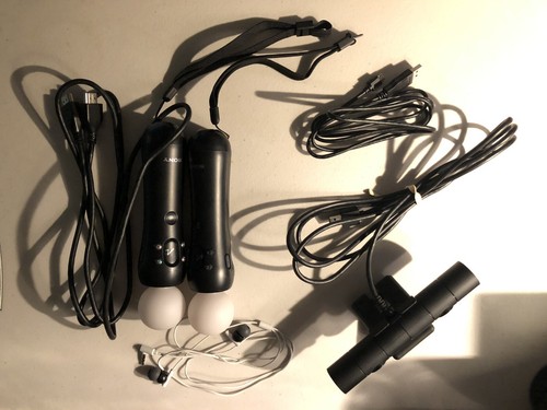 PlayStation VR Bundle W/ PS4 Move Controllers And PS4 Camera