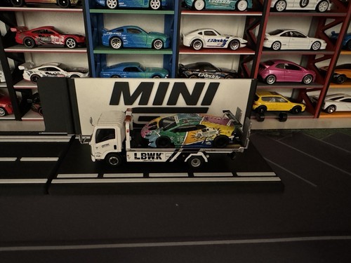 Mini GT Isuzu N-Series Vehicle Transporter LBWK White 1:64