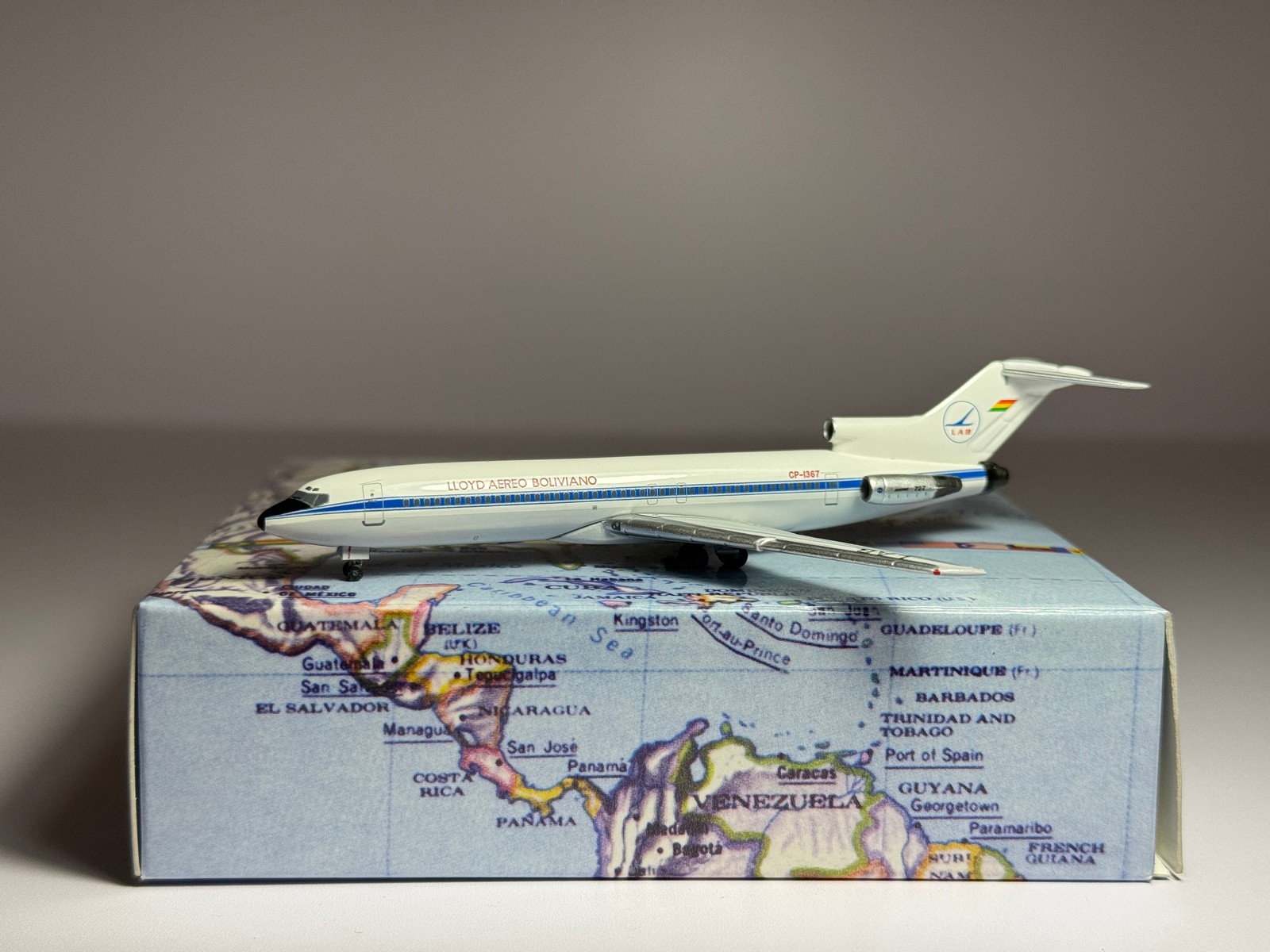 AeroClasics1/400 LLOYD　AEREO　BOLIVIANO Aeroclassics 1:400 Lloyd Aereo Boliviano Boeing 727-200 CP