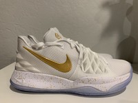 kyrie low id white and gold