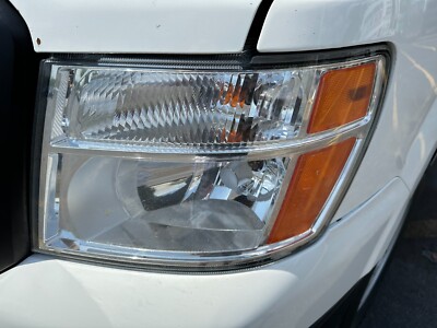 NEW OEM NISSAN VALUE ADVANTAGE HEADLIGHT NV1500 NV2500 NV3500 - DRIVERS SIDE