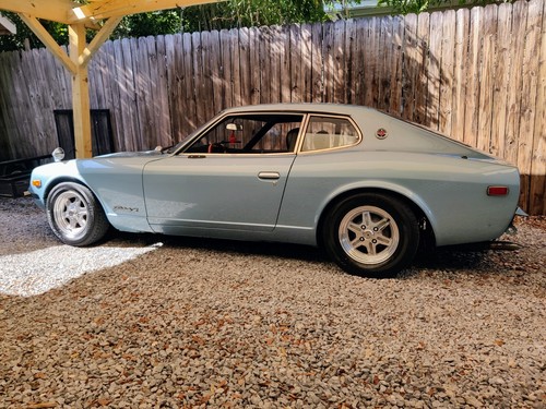 SUSPENSION REBUILD KIT SHOCKS VOGTLAND SPRINGS for NISSAN