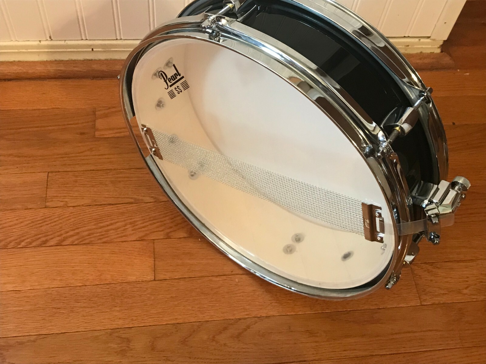 Pearl PL910C Snare and Bell Kit with Rolling Cart Used great condition(no sticks