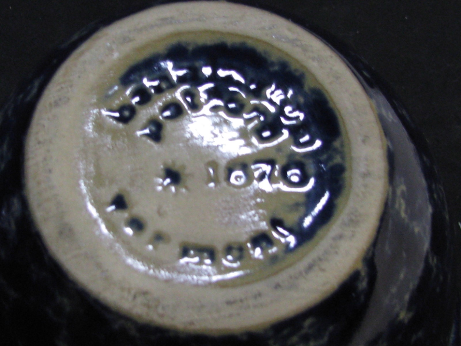 VINTAGE BENNINGTON POTTERY BLUE SPONGE WARE #1876 MIXING BOWL