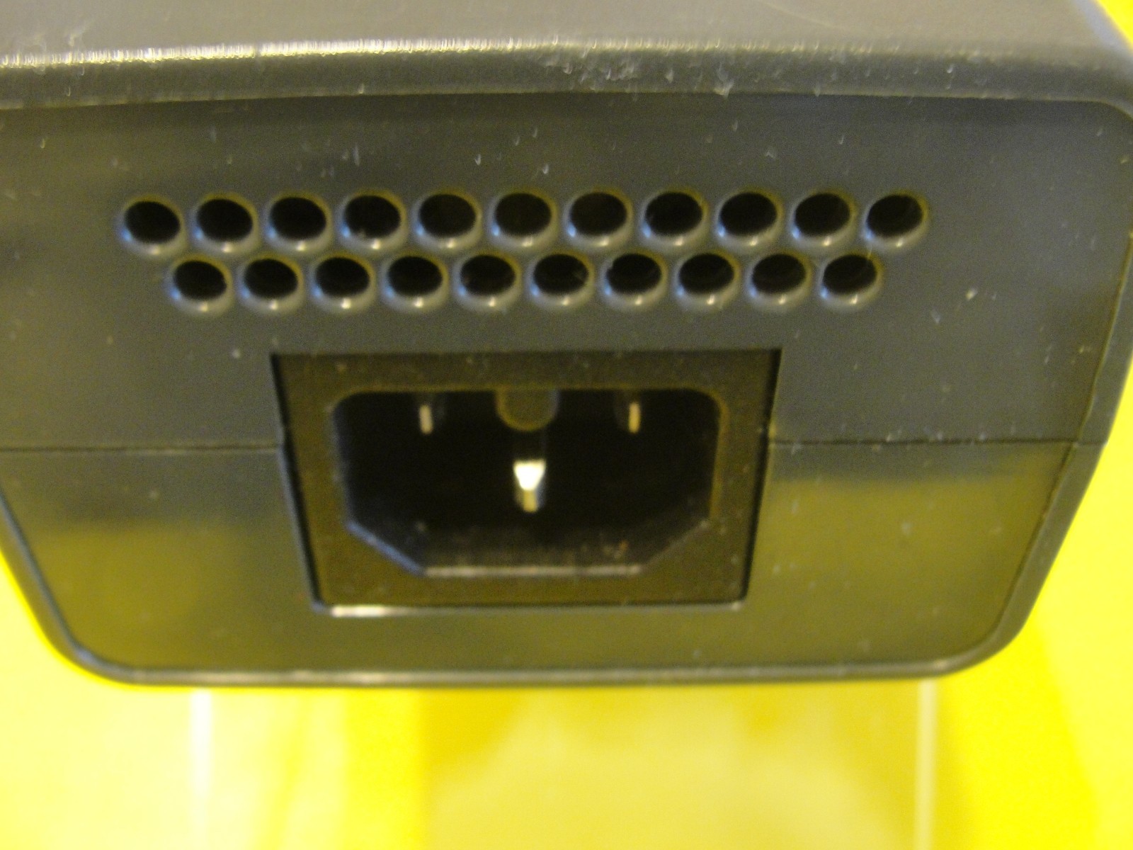 Genuine Microsoft AC Adapter Power Supply Brick for Xbox 360 DPSN-186EBA