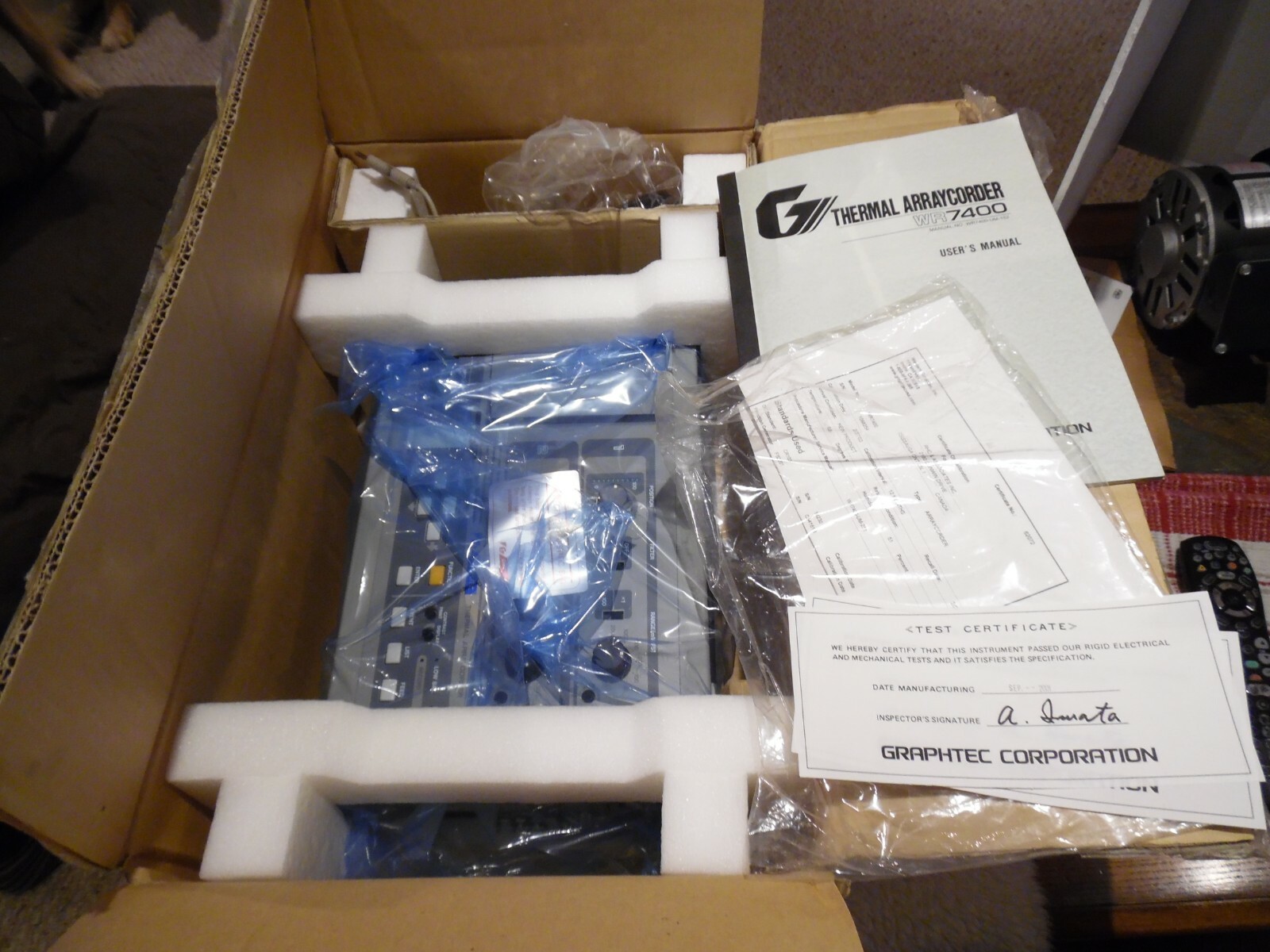 GRAPHTEC  Corporation WR7400 Thermal Arraycorder Portable 2 Channel Recorder New