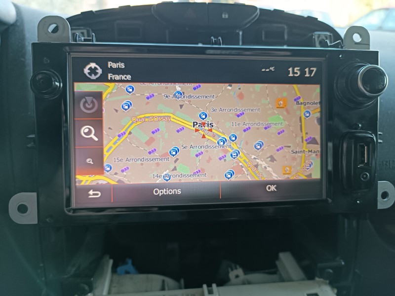 Autoradio Renault Captur 1 Ecran Tactile Navigation Gps 281155911r ---