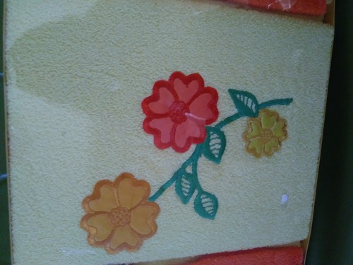 Vintage Bath Towel Guest Towel Washcloth Gift Set Mod Flower Power Yellow