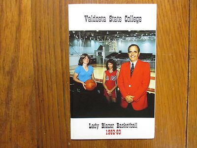 1982-83  Valdosta  State Women's Basketball Guide(CHARLES  COOPER/TRACY PATRICK)