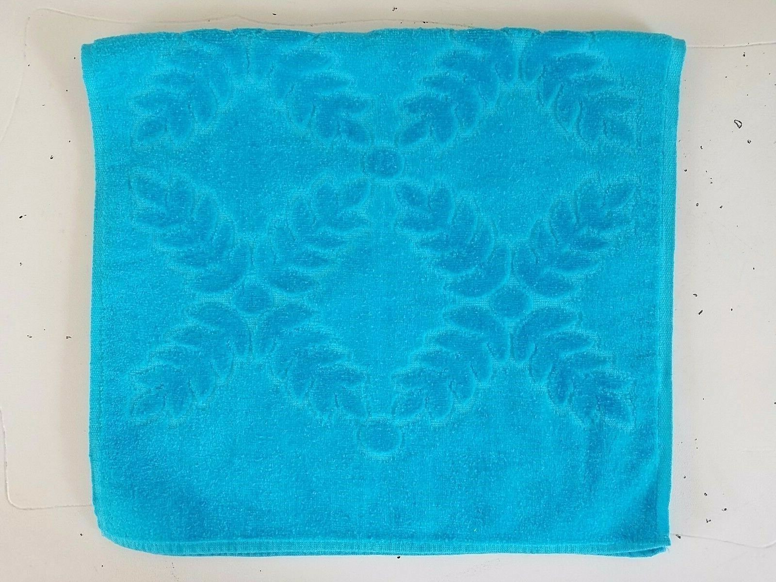 Vintage CANNON Mid Century Aqua Teal BLUE Sculptured Velvet Hand Towel