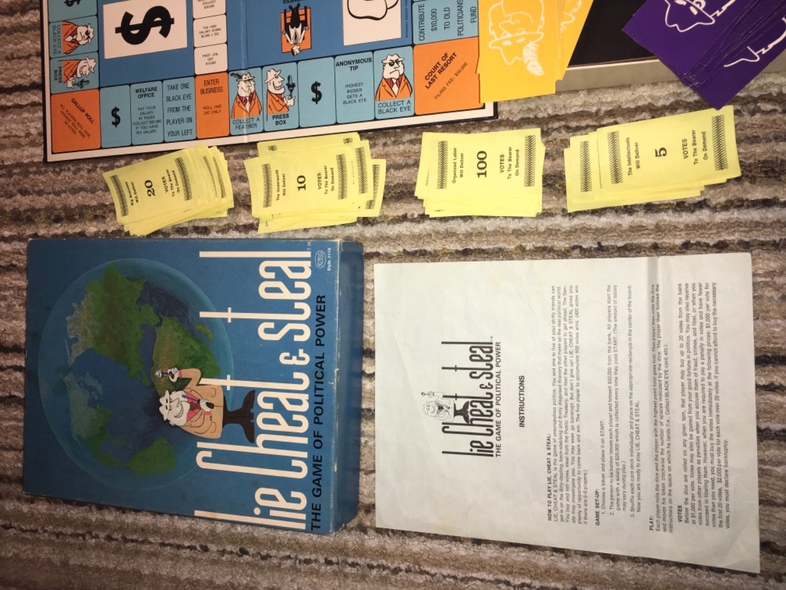 Lie Cheat and Steal Political Board Game 1971 Reiss - / Style # (119) Complete