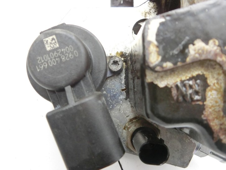 Mercedes C219 CLS 350 08-10 CDI 3,0 165KW Einspritzpumpe Hochdruckpumpe Mercedes C219 CLS 350 08-10 07.12.2010... Bild 7
