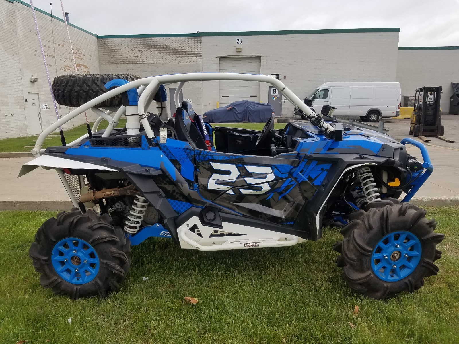 2017 POLARIS 1000CC HIGHLIFTER EDITION RZR CUSTOM