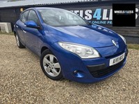 2011 Renault Megane 1.6 16V 110 Dynamique TomTom 5dr HATCHBACK PETROL Manual