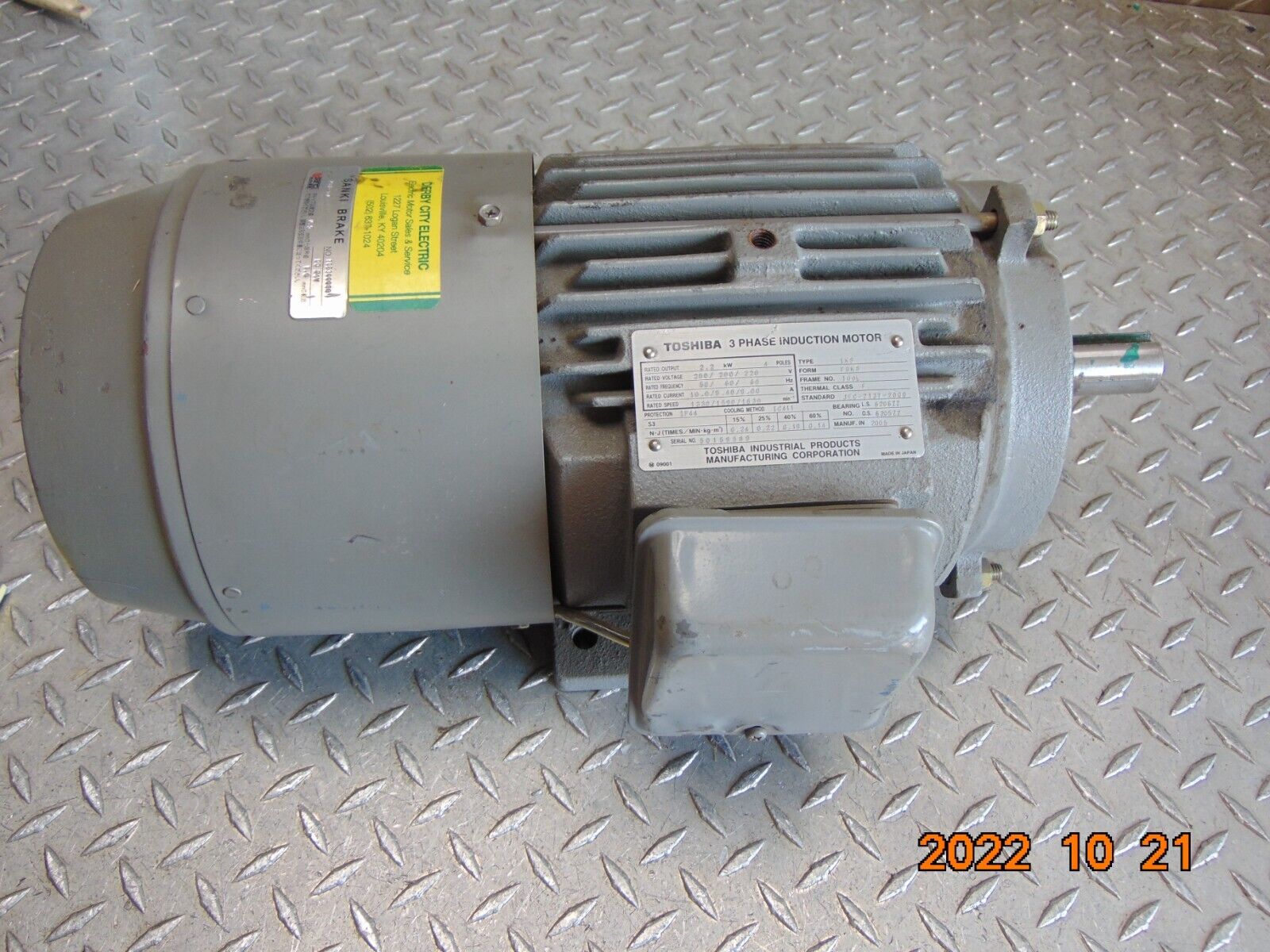 TOSHIBA IKS FBK8 2.2kW 3-PH 4P INDUCTION MOTOR JEC-2137-2000 TOSHIBA IKS FBK8 2.2kW 3-PH 4P INDUCTION MOTOR JEC-2137-2000