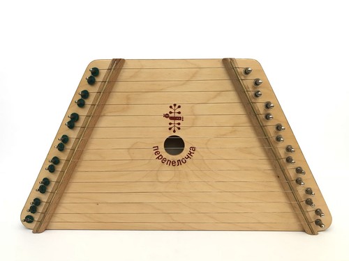 The Music Maker Nepenenoyka Lap Harp/Dulcimer Musical Instrument & Box