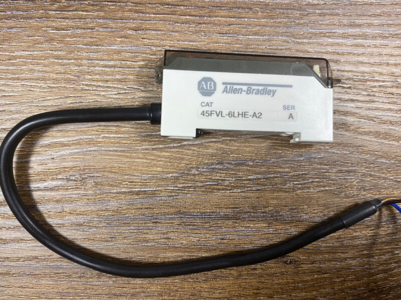 Allen Bradley 45FVL-6LHE-A2 Photo switch Fiber Optic Sensor Blue Self-Teach