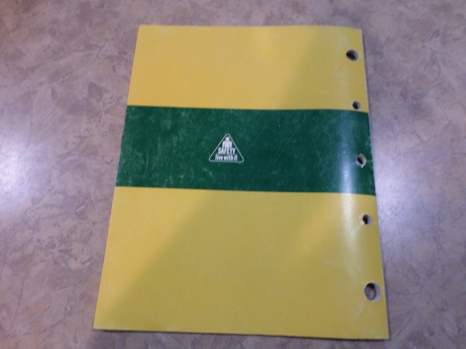 JOHN DEERE F912 & F932 SERIAL # 010,001- USED OPERATORS MANUAL PART# OMM79676