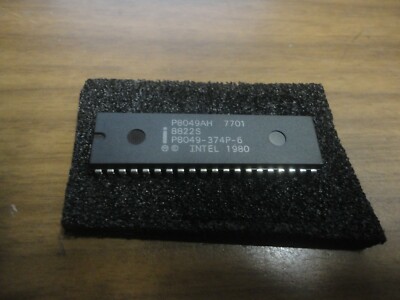 INTEL40 PIN DIP IC P8049AH7701 USED BY VARIOUS BRANDS AND MODELS.