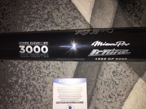 Ichiro Suzuki Signed Commemorative 3000 Hit Bat Miami Marlins History Beckett