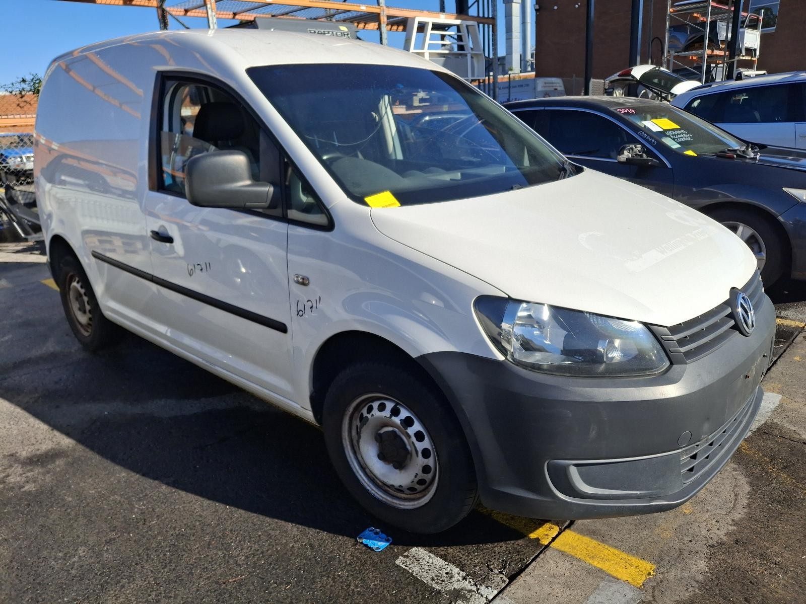 2013 Volkswagen Caddy 2010-2015 RADIATOR SUPPORT 2K 08/10-06/15 image 2
