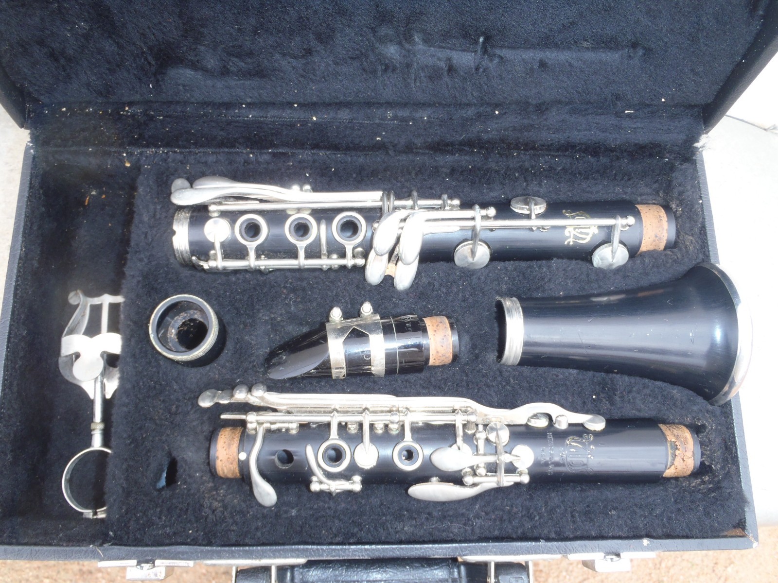 VINTAGE LEBLANC STUDENT CLARINET WITH CASE