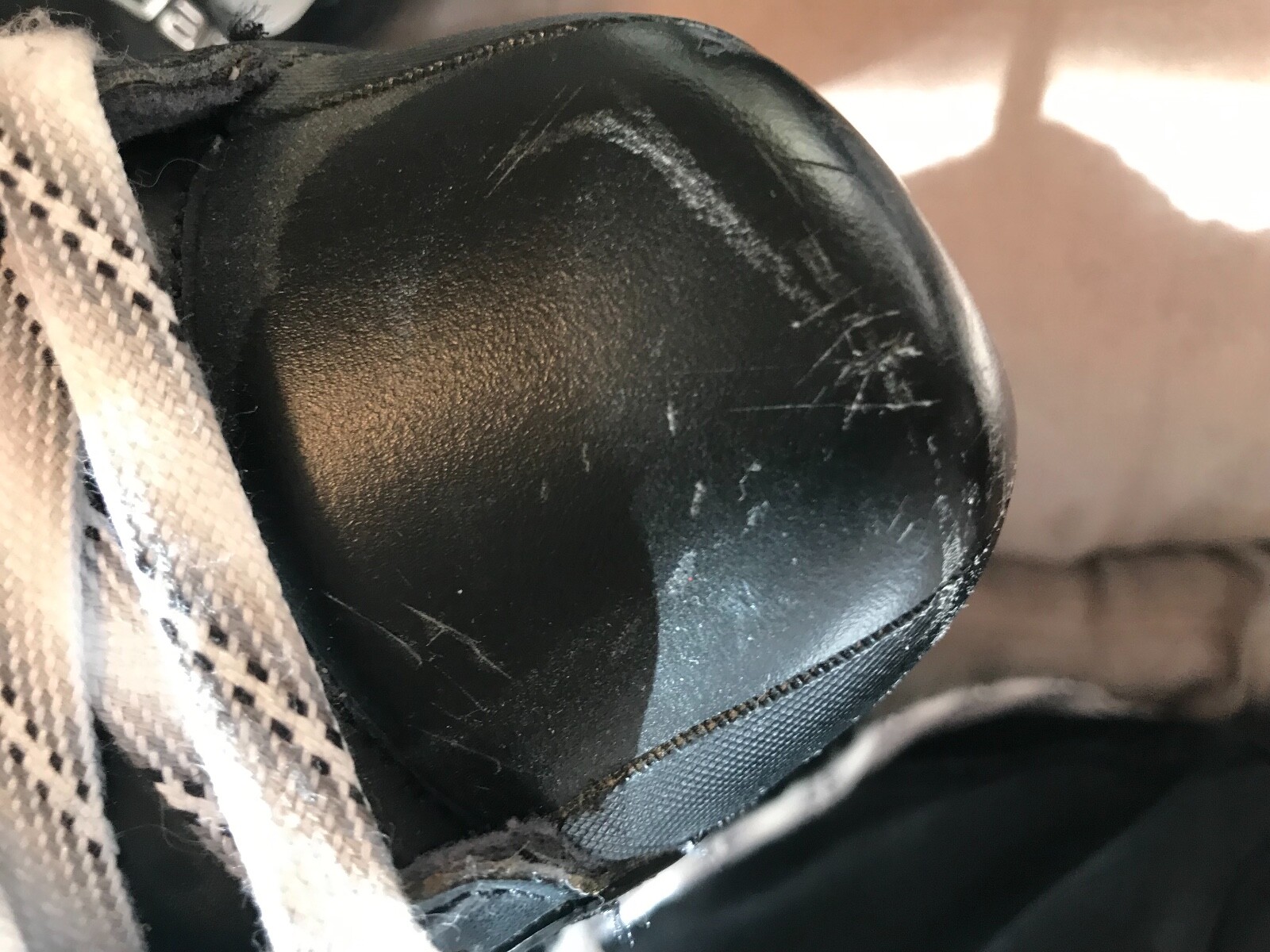 Kids Ice Hockey Skates Size 3.5 Bauer Supreme One60