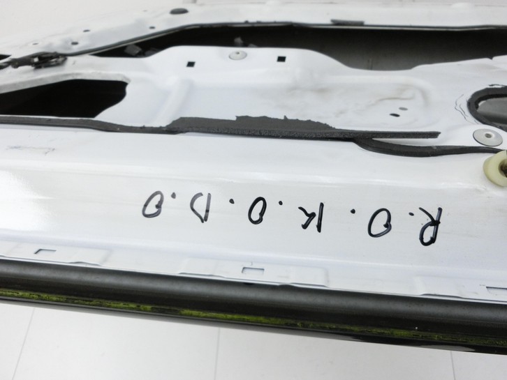 BMW X5 35d E70 06-10 Tür Beifahrertür Rechts Vorne 300 BMW X5 35d E70 06-10 16.06.2009 7211424 41517211424 gebraucht Vorschau 7