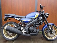 YAMAHA XSR 125 , 2025 MODEL , IN BLUE WITH GOLD MAG WHEELS , LOVELY LOOKING BIKE