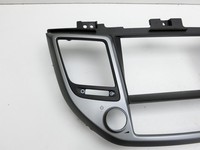 Hyundai Tucson TL 15-18 Blende Innen Einbaurahmen für Luftdusche Hyundai Tucson TL 15-18 30.03.2017 gebraucht Vorschau 4