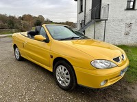 2002 Renault Megane 1.6 16V Dynamique + 2dr CONVERTIBLE Petrol Manual
