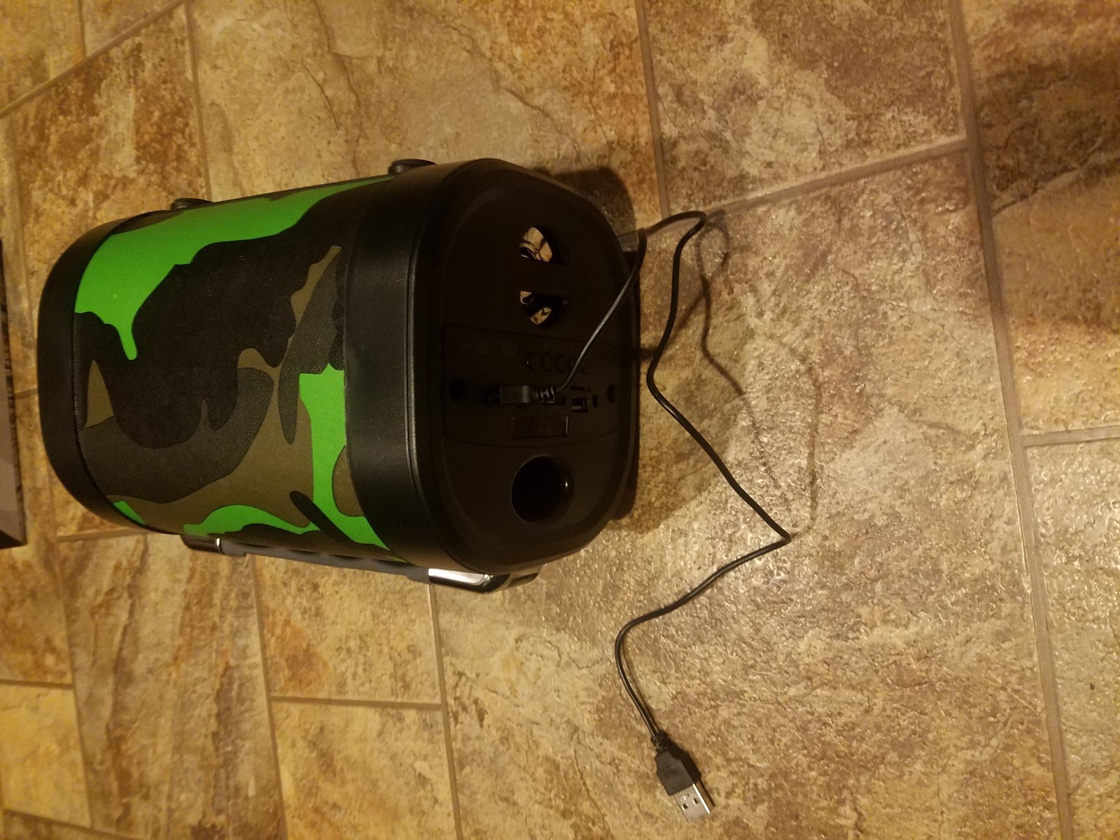 ABCOTECH CAMOUFLAGE BLUETOOTH SPEAKER