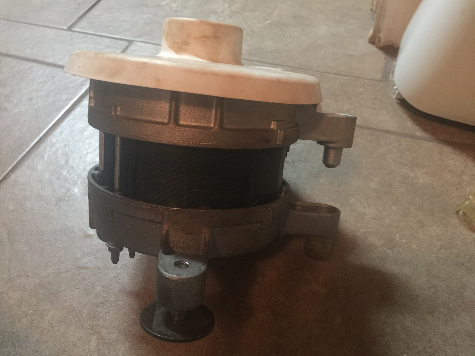 Maytag Fav6800AWW MOTOR