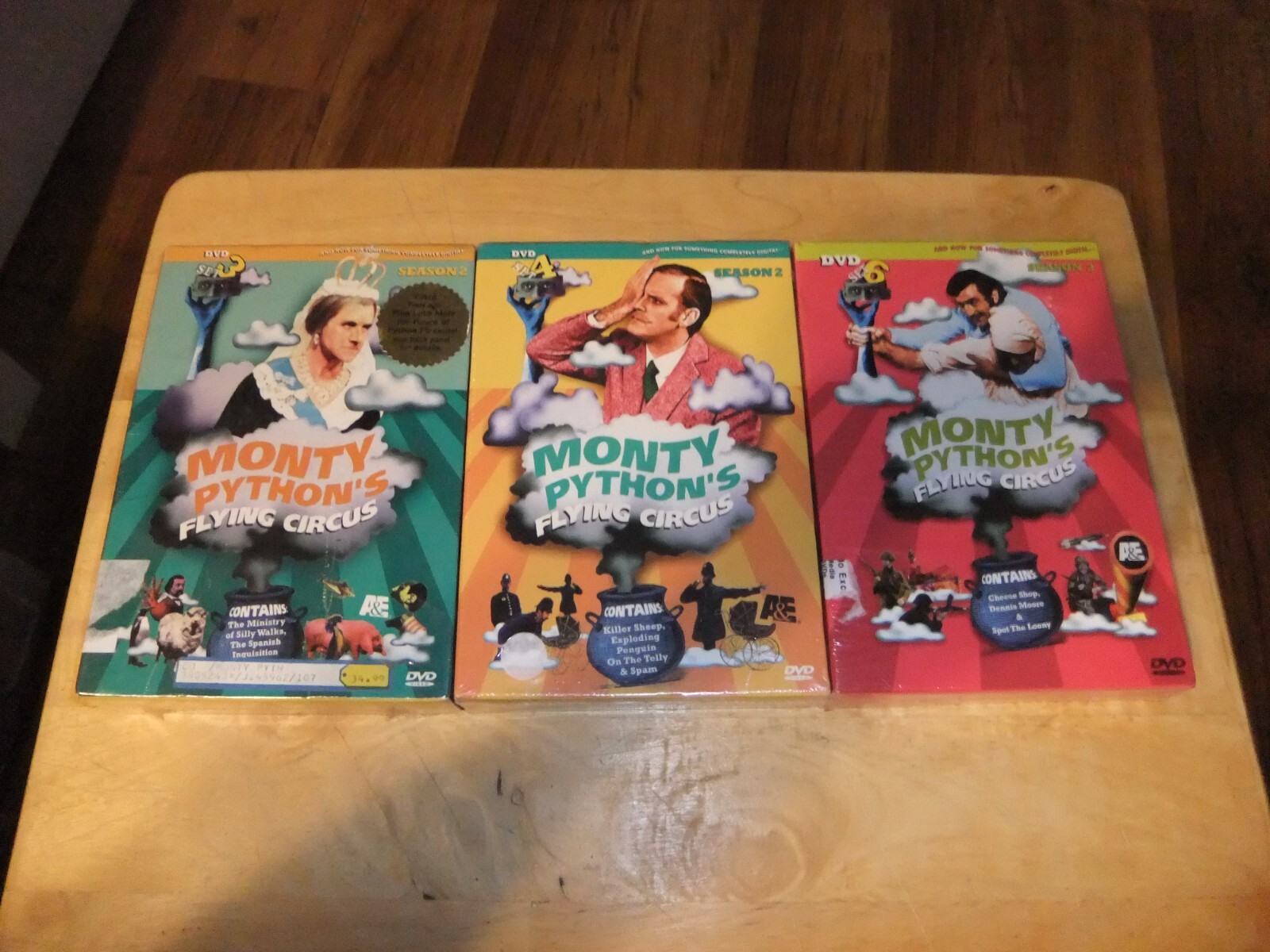 (未使用･未開封品)Monty Python's Flying Circus 3 [DVD] Monty Python's Flying Circus 3 DVD Set LOT Episodes 14-26
