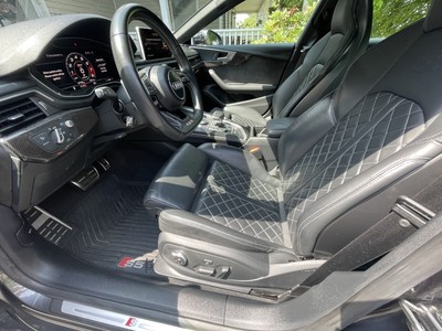 image 3 of interior