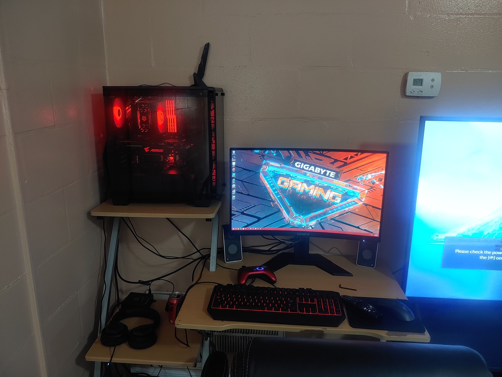 GIGABYTE G27QC-A GAMING MONITOR 27